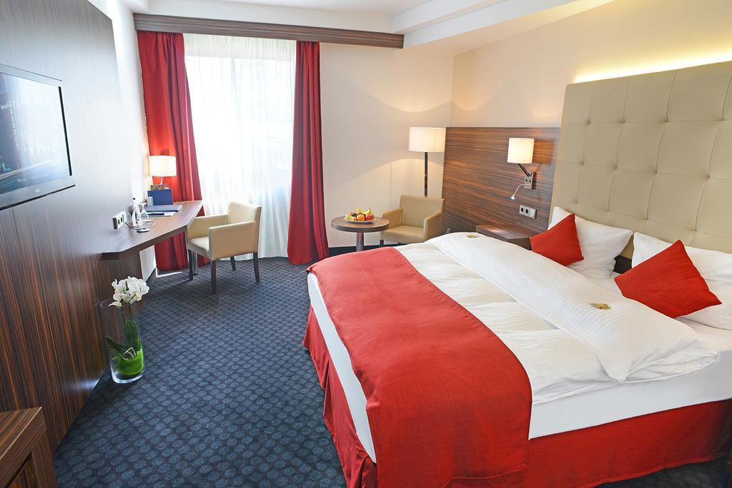 Messehotel Europe Щутгарт Екстериор снимка